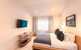 Garthur Stay Inn & Secret Lagoon Included!